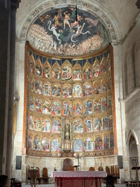 3cathedra_in_Salamanca_resized-1.jpg